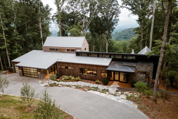 featured posts image for This getaway home soaks in tranquil views of the Blue Ridge Mountains